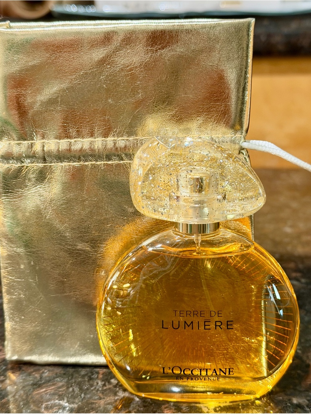 L'OCCITANE TERRE DE LUMIERE THE GOLD EDITION EDP Spray 50 ml 1.6oz - Picture 4 of 4